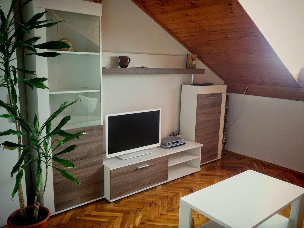 Apartment Marietta Tribunj  Bilik gambar